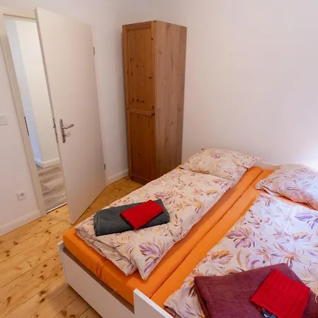 Am Waldrand Appartement *